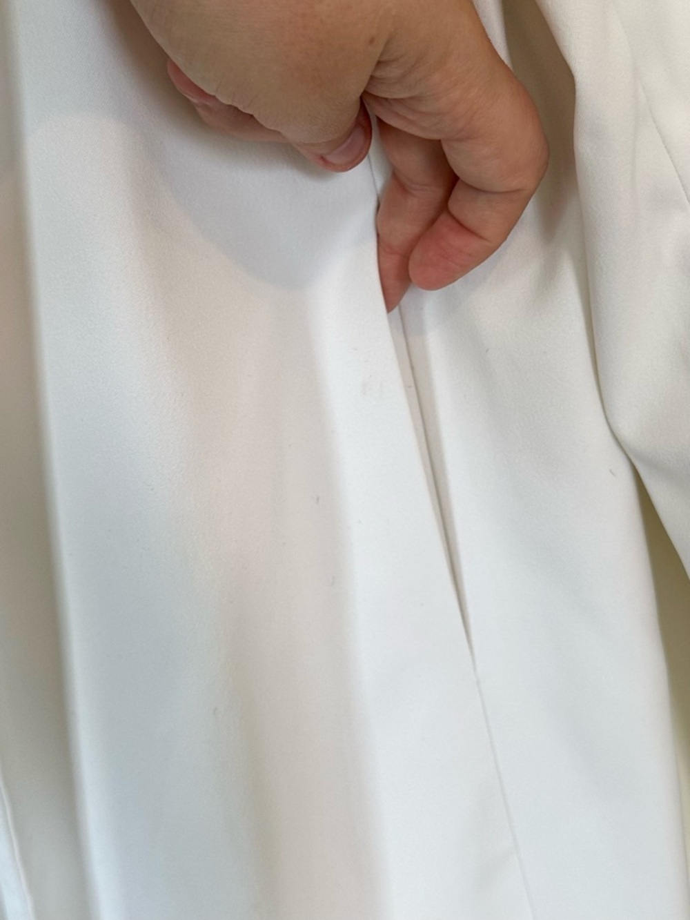 Terry Lewis Classic Luxuries White Longline Duster Coat - Size: Medium - Picture 3 of 7